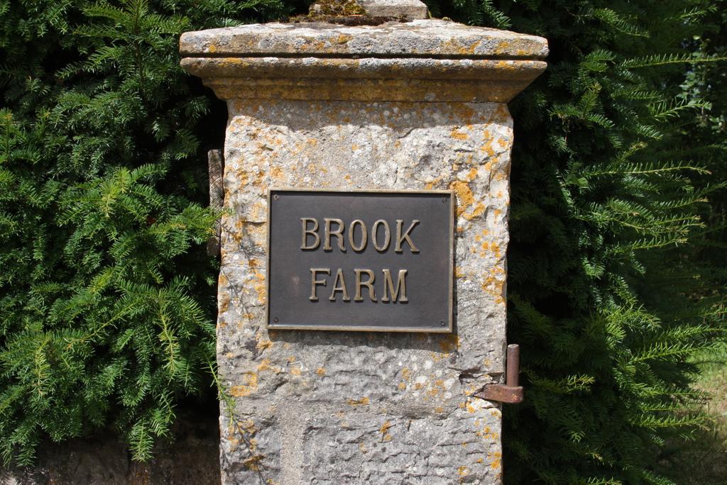 トーントン Brook Farm Bed & Breakfast エクステリア 写真